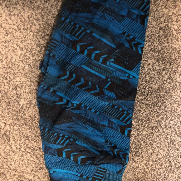 OS lularoe leggings - Picture 1 of 2